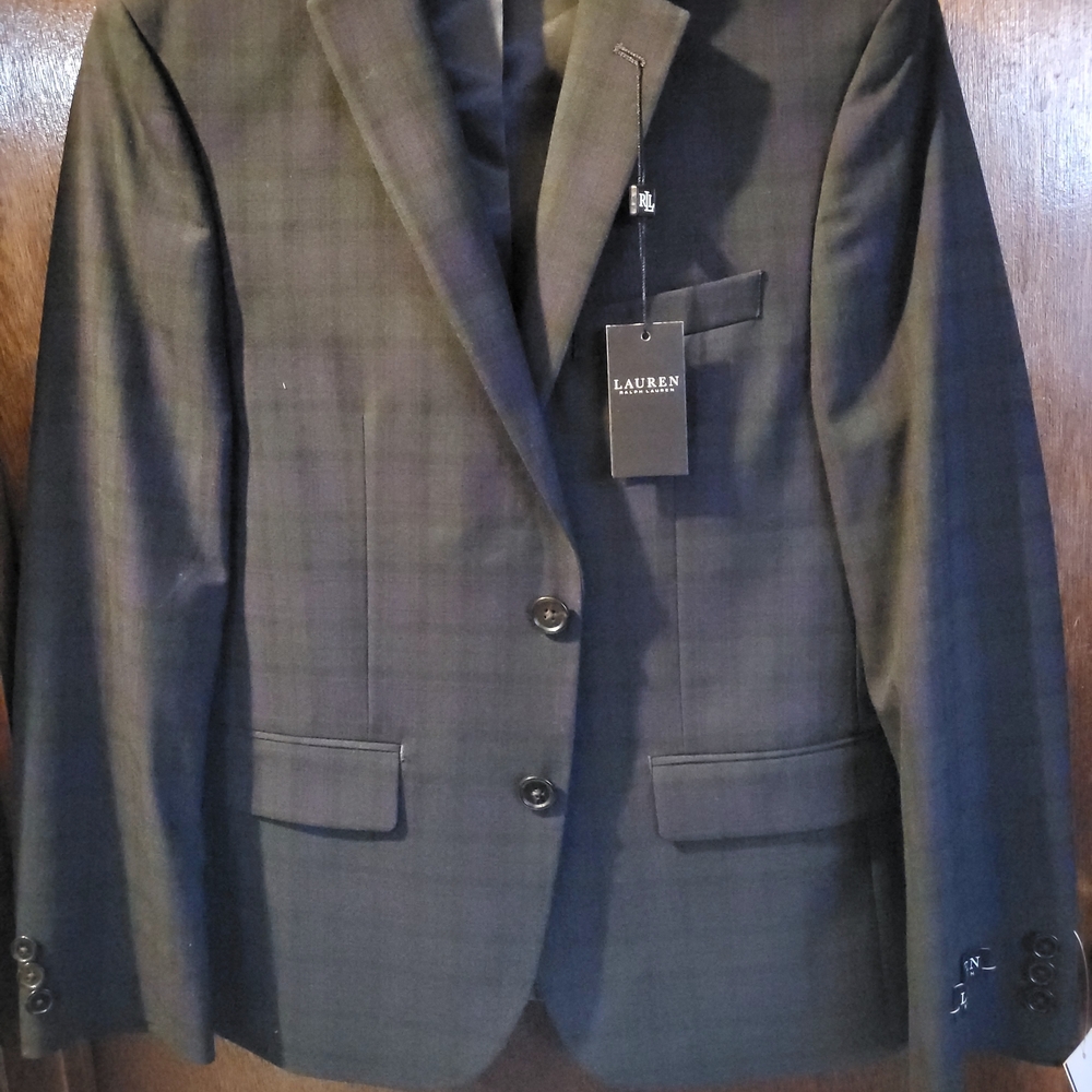 Ralph Lauren Dark Green Plaid Blazer. Siae 14 and Size 16 Boy's